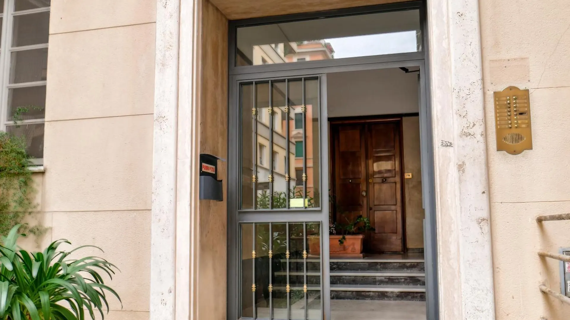 Romarex Luxury Apartment