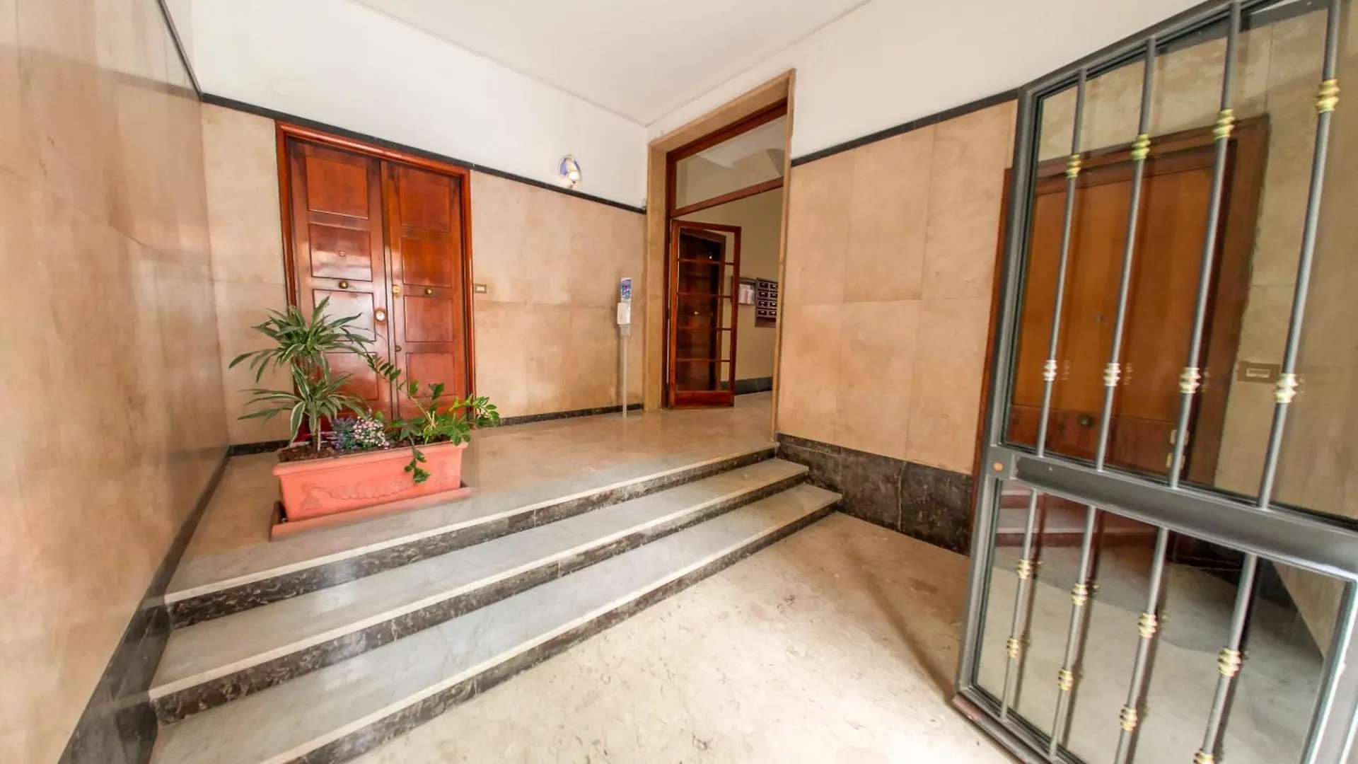 Romarex Luxury Apartment  Rome